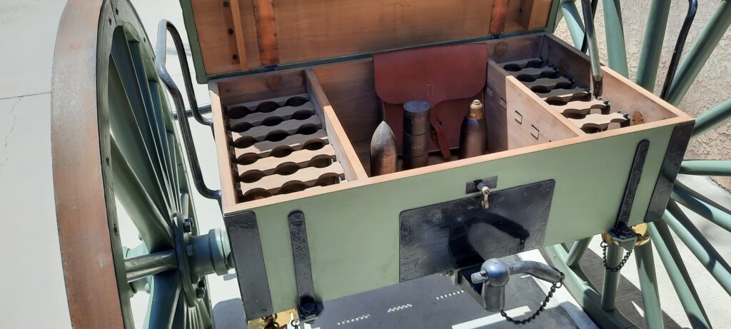 3.2 Field Gun Limber compartment separation