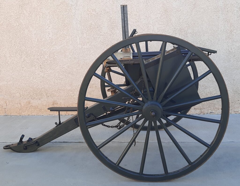 Gatling Gun side view