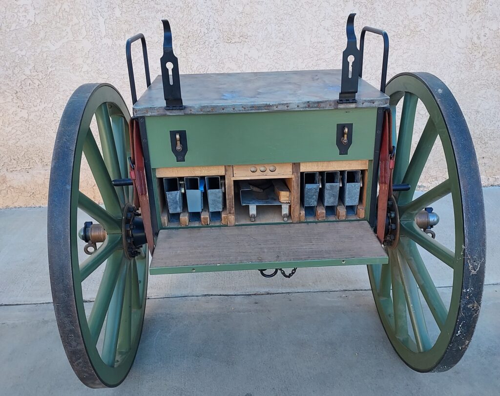 Revolving Cannon Limber open front