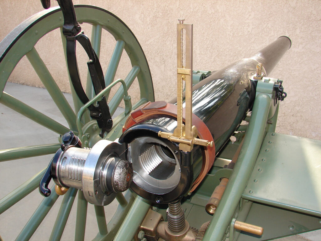 3.2 inch Field Cannon breech detail