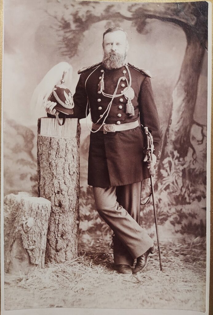 1880 Officer in dress uniform cabinet card