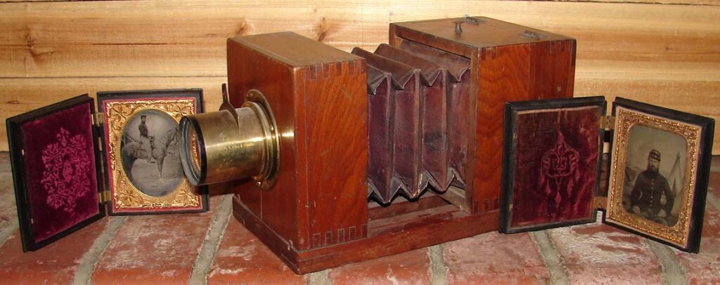 Period daguerreotype camera